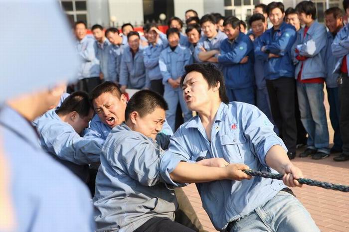 In the year 2009, Jingjin group held its first session tug of war match